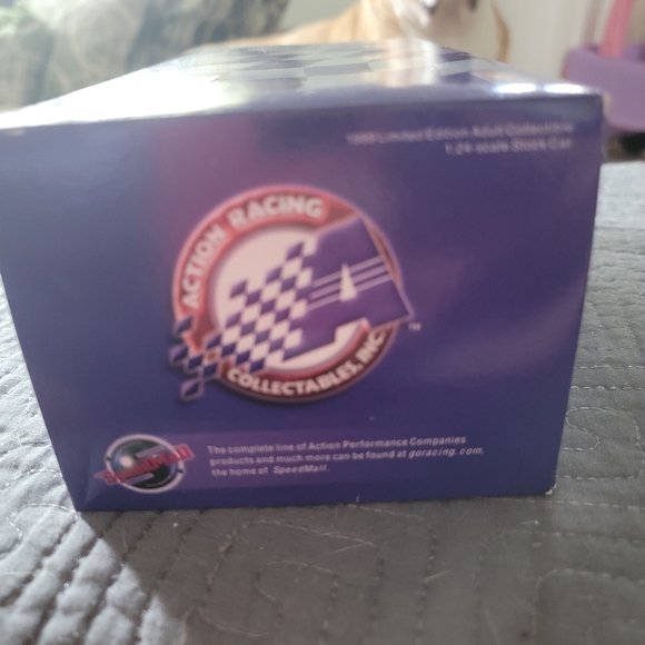 1999 Jeff Gordon Dupont/Superman ChromaLusion diecast bank, in box - Picture 8 of 16